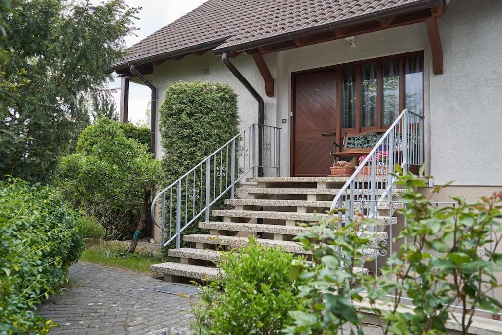 Ferienwohnung Am Stadtrand Von Berlin Neu Buch エクステリア 写真