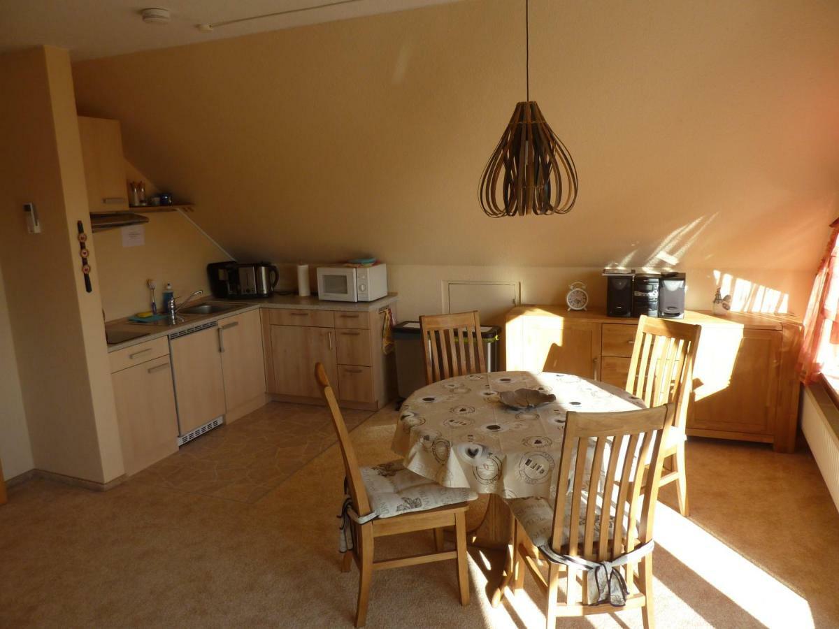 Ferienwohnung Am Stadtrand Von Berlin Neu Buch エクステリア 写真